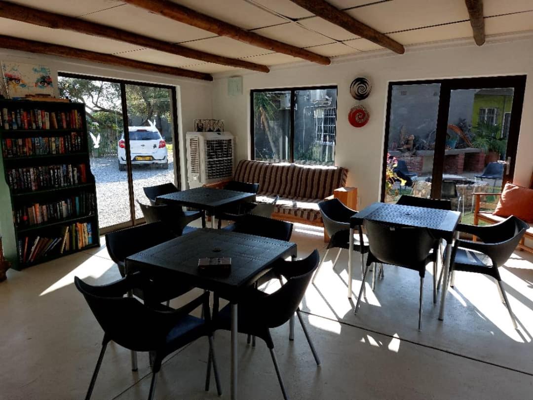 Bush Pillow Guest House Otjiwarongo Exterior photo
