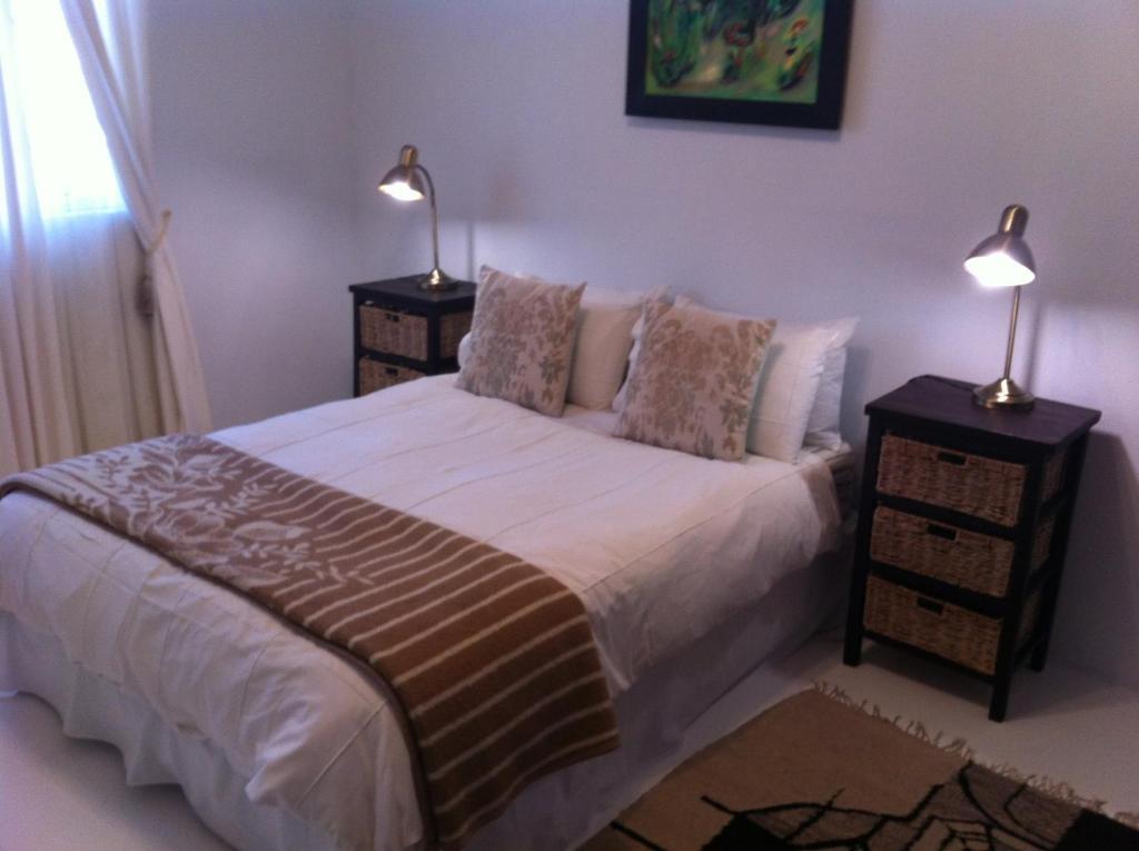 Bush Pillow Guest House Otjiwarongo Room photo