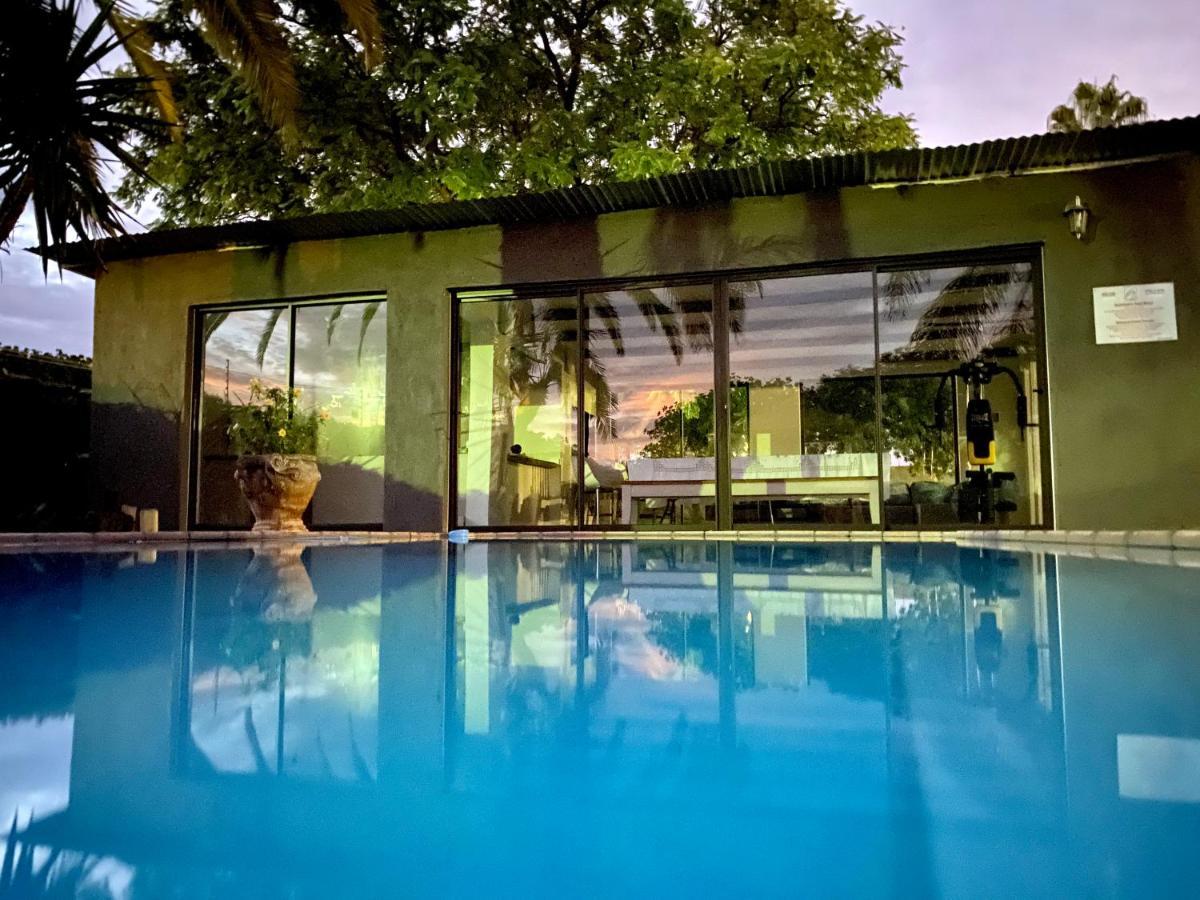Bush Pillow Guest House Otjiwarongo Exterior photo